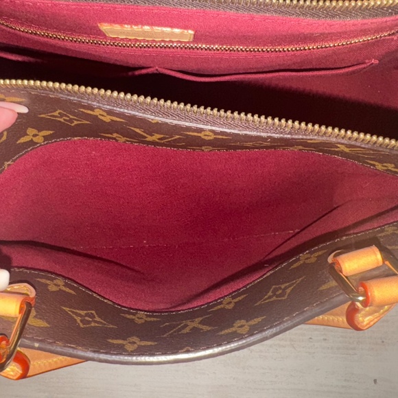 Louis Vuitton Grand Palais - Picture 2 of 7